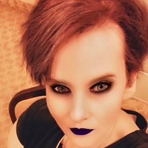 Meet your Posher, Hmc